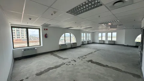 WhatsApp Image 2024-12-13 at 08.46.44 (6) Large.